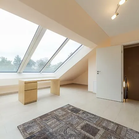 Ferienhaus Im Noblen Munchen-bogenhausen *